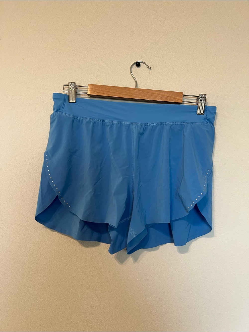 Fast and Free High-Rise Classic-Fit Split Short 3" Pool Party